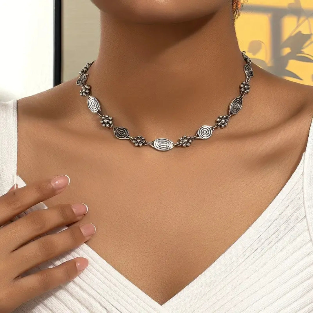 Collana vintage esotica in argento