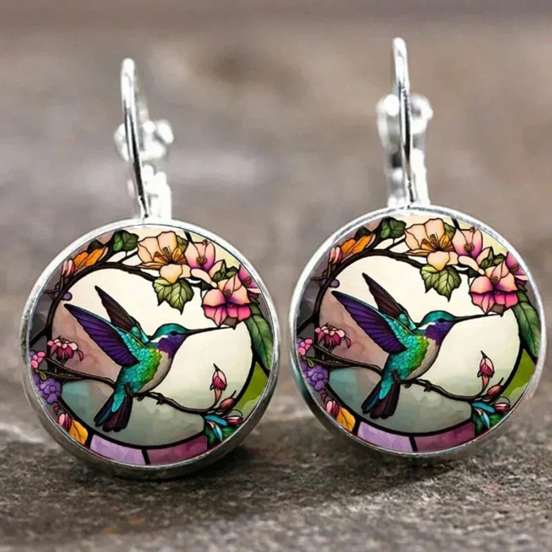 Collana con pendente a cupola in vetro con colibrì
