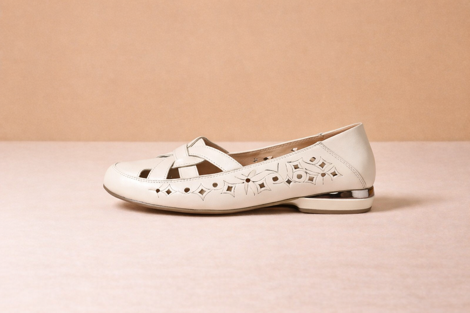 Lucia | Ballerine intrecciate in pelle con dettagli traforati